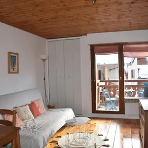 Les 2 à 4 Personnes Appartement